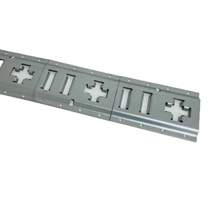 Perfil de Riel de Sujeción de Carga E X Track para Camiones y Remolques con Recubrimiento de Zinc - Product Image 1