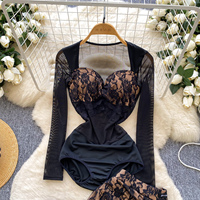 Ensemble body en dentelle à manches longues et jupe courte à volants pour femme, idéal pour les soirées en club, toutes saisons