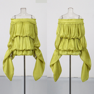 Elegante Abito Verde Avocado <span class=keywords><strong>Plissettato</strong></span> con Spalle Scoperte da Donna, con Maniche a Mantella Fluido e Balze a Strati, per Serate di Gala e Matrimoni, Vendita all'Ingrosso - Product Image 2