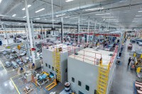 Unité de ventilation à effet de vapeur horizontale discrète et ultra-silencieuse, design mince, solution CVC centrale écoénergétique pour hôtels de luxe