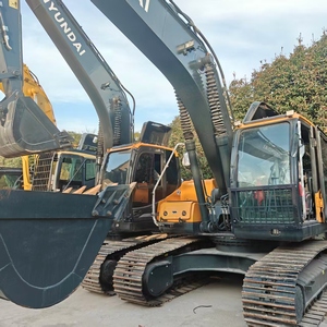 Excavatrice hydraulique Hyundai 220LC-9S d'occasion, état d'origine, performance fiable pour la construction routière et l'exploitation minière - Product Image 3