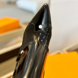 Bottines pointues à talons hauts pour femmes en cuir peint automne et hiver bottes serrées assorties - Product Image 6