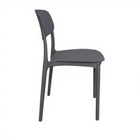 Chaise de salle à manger robuste en plastique de style nordique, moderne et minimaliste, pour la maison, l'hôtel, l'école, le parc, assise confortable pour l'extérieur, revêtement en polyester