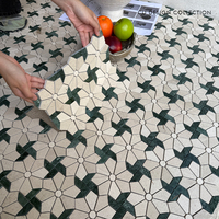 Mosaïque en pierre à motifs de moulin à vent et de fleurs, mosaïque en marbre naturel pour la décoration des murs et sols intérieurs d'hôtels et de villas