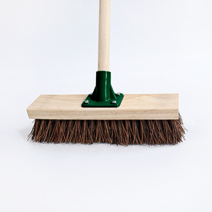 Grand <span class=keywords><strong>balai</strong></span> rigide d'extérieur de haute qualité pour la <span class=keywords><strong>piscine</strong></span> <span class=keywords><strong>Brosse</strong></span> à mousse <span class=keywords><strong>Brosse</strong></span> à plancher métallique robuste - Product Image 2