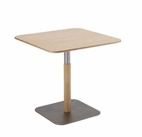Table et chaises de salle à manger au design moderne pour hôtel et restaurant
