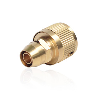 Conector de agua de latón Huabangshi de 3 puntos, conexión rápida de 8 mm para manguera de goma de lavadora de autos - Product Image 1