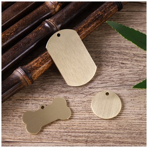 New pure brass tag bone dog tag metal round pet tag inciso logo personalizzato - Product Image 2