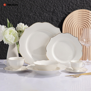 <span class=keywords><strong>Service</strong></span> de table en porcelaine fine en céramique, 16, 32 ou 60 pièces, en forme de fleur, emballage personnalisé, pour 12 personnes - Product Image 1