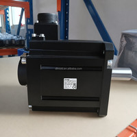 Moteur servo AC HG-SR702K 7,0 kW 200 V 2000 tr/min à inertie moyenne avec arbre à clavette pour l'automatisation