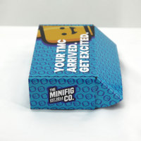 Boîte d'emballage pour vêtements en carton ondulé écologique, pliable à fermeture automatique, boîte d'expédition monobloc pour vêtements