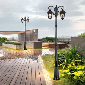 Farola de Jardín de Hierro para Exteriores con Pantalla de Vidrio LED, Luz Blanca Cálida de 2700K, IP66, Bombilla A19 No Desmontable, AC 220V, Sensor de Movimiento, Energía Solar - Product Image 2