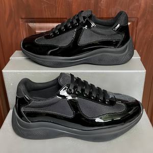 Chaussures de sport pour hommes de haute qualité, élégantes et de créateur, en cuir véritable, pour l'entraînement des jeunes, et chaussures de marche décontractées tendance pour femmes. - Product Image 2