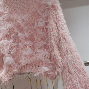 <span class=keywords><strong>Manteau</strong></span> doux en fausse fourrure tricoté style féerique avec fleurs en mohair 3D, col en V, longueur moyenne, coupe ajustée, pour femme enceinte, style vintage - Product Image 4