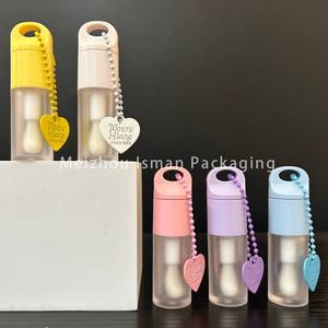 หลอดบรรจุลิปกลอสแบบหลอดพร้อมพวงกุญแจสำหรับเด็กหลอดบรรจุน้ำมันลิปเปล่าออกแบบได้เองขนาด4มล. ติดป้ายได้ตามต้องการ - Product Image 2