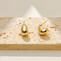 Boucles d'oreilles en laiton de forme goutte d'eau haut de gamme - Accessoires luxueux et simples