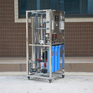 เครื่องกรองน้ำดื่มราคาถูกขายดีจากโรงงาน สำหรับครัวร้านกาแฟ ระบบกรองน้ำแบบออสโมซิสย้อนกลับ 0.5 ตัน/ชม. พร้อมปั๊ม - Product Image 3