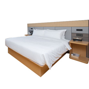 Juego de dormitorio de hotel económico Base de cama de madera individual o doble personalizada con cabecero Colchón Mesitas de noche y mesa auxiliar - Product Image 1