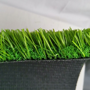 Vente flash Gazon synthétique vert pour jardin Livraison rapide Tapis d'herbe paysagère pour extérieur Prix bas Gazon artificiel pour la maison - Product Image 3