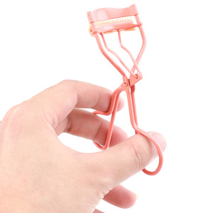 Nouveau recourbe-cils 2024 avec revêtement coloré et coussinet en silicone, outils de maquillage à marque privée, recourbe-cils avec peigne - Product Image 3