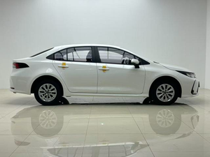 <span class=keywords><strong>Toyota</strong></span> <span class=keywords><strong>Corolla</strong></span> 1.2T S-CVT Pioneer Edition <span class=keywords><strong>2021</strong></span> |   Avec des options d'usine |   Blanc |   Voiture d'occasion 55 900 KM - Product Image 6