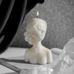 <span class=keywords><strong>Bougie</strong></span> d'aromathérapie fille flamboyante et les yeux bandés Style de fille exquisteHandmadeDIYAroma <span class=keywords><strong>Bougie</strong></span> de Noël - Product Image 2