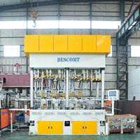 Dispositif d'alimentation automatique de moule progressif entraînement de moteur de station multiple étirant la machine de presse hydraulique avec le manipulateur de transfert