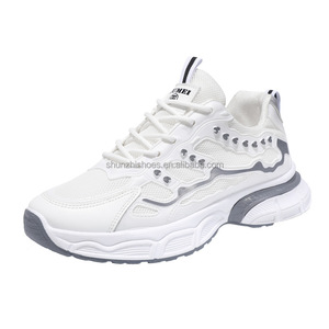 <span class=keywords><strong>Scarpe</strong></span> casual <span class=keywords><strong>da</strong></span> uomo <span class=keywords><strong>di</strong></span> marca Guangzhou <span class=keywords><strong>scarpe</strong></span> sportive casual <span class=keywords><strong>da</strong></span> <span class=keywords><strong>corsa</strong></span> <span class=keywords><strong>scarpe</strong></span> sportive <span class=keywords><strong>da</strong></span> uomo - Product Image 3