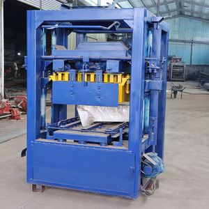 Hochwertige Automatische Fliesenformmaschine 4-26 Pflasterplatten-Durchlässige Beton-Zementstein-Maschine - Product Image 3