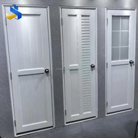 Portes intérieures modernes en PVC-U conçues spécifiquement pour les villas, offrant des propriétés imperméables et résistantes à l'humidité