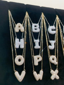 เครื่องประดับมินิมอลสุดฮอตจากซินฟลาย ทอง 18K เพชรแท้ ขายส่ง จี้ตัวอักษรแบบกำหนดเอง สร้อยคอทองคำแท้สำหรับผู้หญิง - Product Image 5