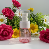 Flacon pulvérisateur cosmétique de luxe en PET rose transparent de 30 ml, 50 ml, 60 ml, 100 ml avec pompe à brume fine sérigraphiée