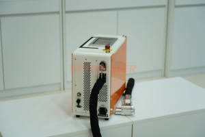 Láser <span class=keywords><strong>de</strong></span> Litio Portátil para Exteriores, Seguro, Sin Óxidos Metálicos, 350 mm, Modos Ajustables, Aprobado por la FDA, 300 W, Garantía <span class=keywords><strong>de</strong></span> X Años, <span class=keywords><strong>Uso</strong></span> en Graffiti, 1064 nm, 650 g - Product Image 2