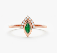 Anillos Modernos de Plata de Ley 925 con Baño de Oro de 18K y Esmeraldas Marquise de Alta Calidad