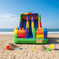 Château gonflable commercial écologique certifié CE avec blocs de construction et double toboggan pour les fêtes d'enfants et les jeux en intérieur