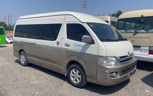<span class=keywords><strong>Bus</strong></span> Hiace diesel <span class=keywords><strong>le</strong></span> <span class=keywords><strong>moins</strong></span> <span class=keywords><strong>cher</strong></span>, 15 places, 2018, mini-<span class=keywords><strong>bus</strong></span> Hiace d'occasion - Product Image 2