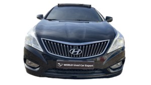 Hyundai Grandeur Azera 2014, conduite à gauche, essence, berline, voiture d'occasion coréenne, automatique, traction avant, 5 places, toit ouvrant panoramique, haute spécification - Product Image 3