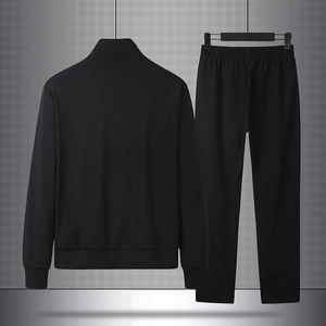 Ensemble de sport deux pièces pour homme, idéal printemps-automne, pour jeunes et moins jeunes, avec sweat-shirt et pantalon tendance pour les loisirs et la course à pied. - Product Image 2