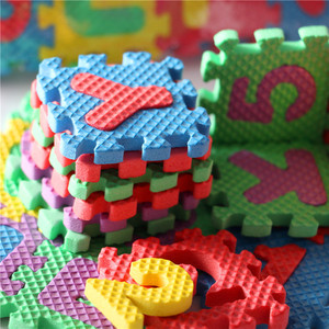 Mini chiffres et lettres en mousse, accessoires pour <span class=keywords><strong>maison</strong></span> de poupée, tapis de jeu, puzzle, tapis de sol, tapis pour bébé, jouets miniatures - Product Image 3