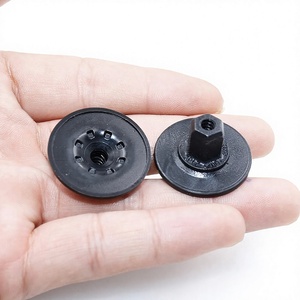 Tuerca de Fijación para Placa Protectora de Chasis de Carrocería para Audi Volkswagen Sagitar WHT000713 30mm Rosca de 4.5mm - Product Image 3