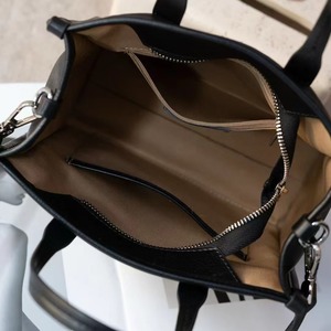 Женская Сумка-тоут из натуральной кожи - Product Image 5