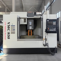 Centre d'usinage CNC haute vitesse et haute performance VMC850 avec guides linéaires et commande Fanuc