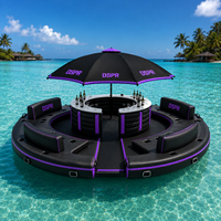 Plateforme flottante gonflable personnalisée pour fêtes aquatiques avec bar château et espace lounge, idéale pour hôtels, complexes hôteliers et parcs aquatiques commerciaux