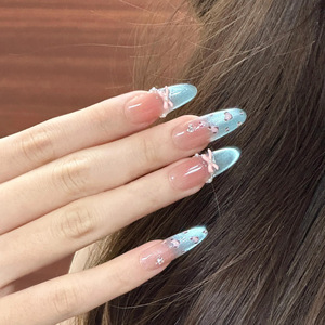 Nuevas uñas postizas francesas largas con diseño de lazo y estampado de leopardo azul, con pequeños diamantes de imitación y efecto ojo de gato, hechas a mano. - Product Image 3