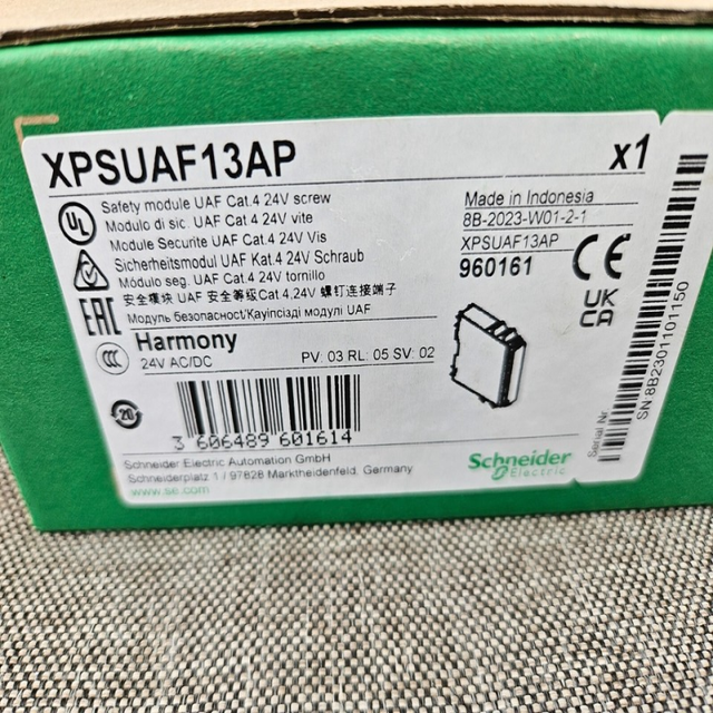 Sell Well in Stock XPSUAF13AP 960161 for Plc by DHL/UPS
