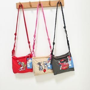 Borsa a Tracolla AFGH Warner Ufficialmente Autorizzata, Alta Qualità, Chiusura con Cerniera in Nylon, Ricamo - Product Image 4