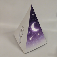 Boîte à gâteau pyramidale recyclable de haute qualité, impression personnalisée, gaufrage, revêtement UV, carton alimentaire, emballage en gros pour collations