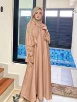 Robe longue cool pour femmes Oem Custom Abaya Manufacturer Nouvelle dernière conception Dubai Abaya Kaftan élégant Royal Abaya Arabe Nida