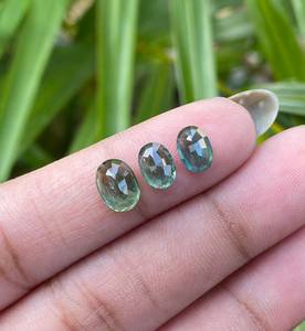 พลอยแซฟไฟร์สีเขียวทรงรีแบบธรรมชาติ |   แซฟไฟร์แฟนซีสำหรับแหวนแต่งงานและแหวนหมั้น - Product Image 5