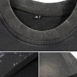 T-shirt personnalisé pour homme, streetwear personnalisé, t-shirt en coton à imprimé graphique, t-shirt vintage délavé à l'acide, ourlet brut, coupe ample, t-shirt court - Product Image 3